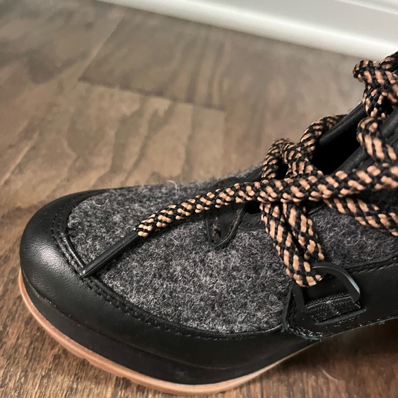 Sorel
Women's Blake Waterproof Block High-Heel Booties - Picture 9 of 11